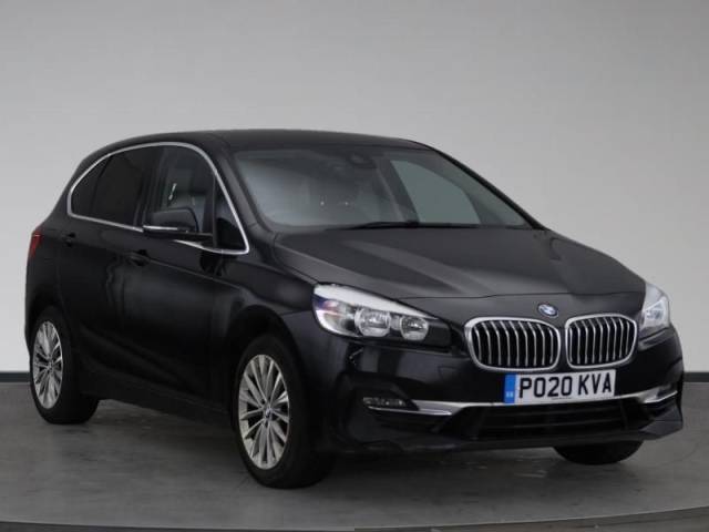BMW 2 Series 2.0 220i Luxury 5dr DCT Hatchback Petrol Metallic Black