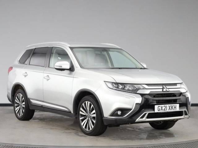 Mitsubishi Outlander 2.0 Exceed 5dr CVT Estate Petrol Metallic Silver