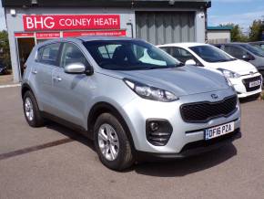 KIA SPORTAGE 2016 (16) at Bushey Heath Garage Bushey
