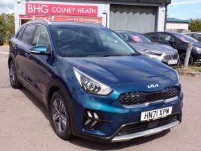 KIA NIRO 2022 (71) at Bushey Heath Garage Bushey