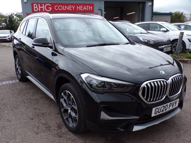 BMW X1 2.0 xDrive 20i xLine 5dr Step Auto Estate Petrol Metallic Black