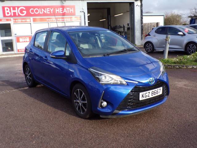 Toyota Yaris 1.5 Hybrid Icon Tech 5dr CVT Hatchback Petrol / Electric Hybrid Metallic Blue