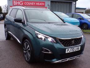 PEUGEOT 5008 at Bushey Heath Garage Bushey