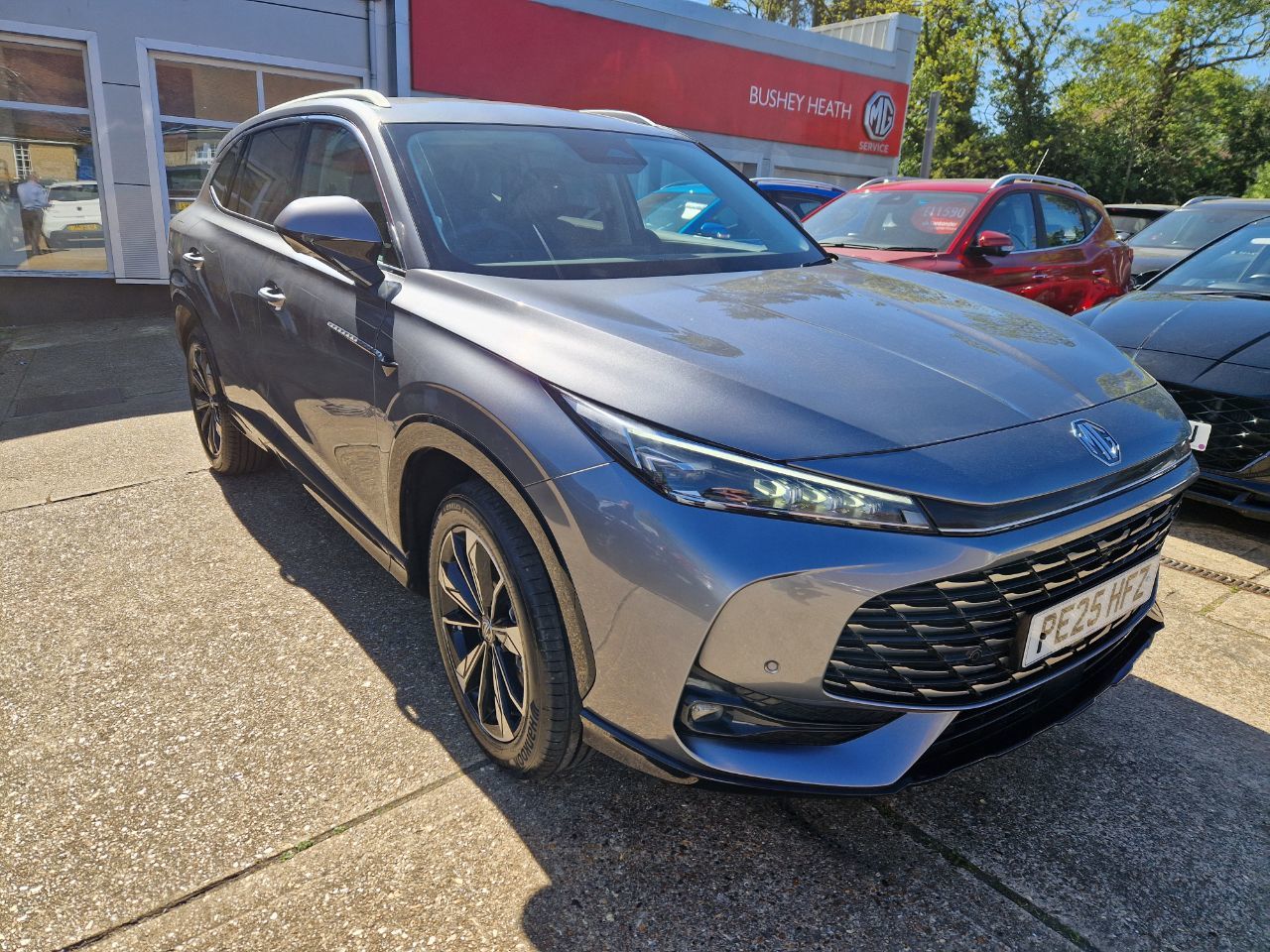 2025 MG Motor UK HS