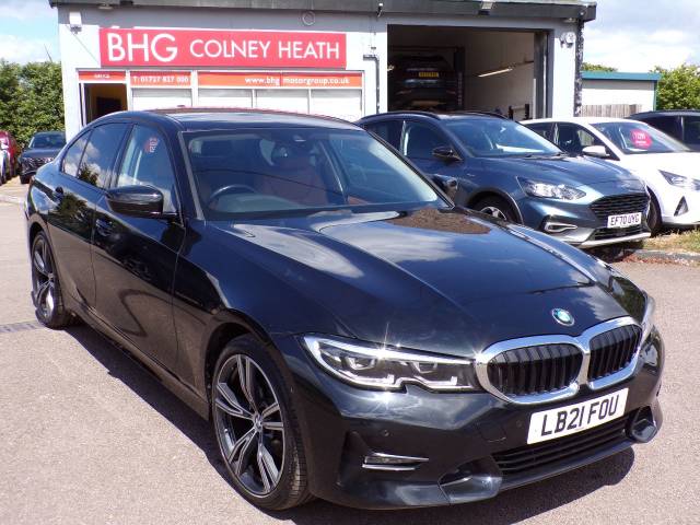 BMW 3 Series 2.0 320i Sport 4dr Step Auto Saloon Petrol Metallic Black