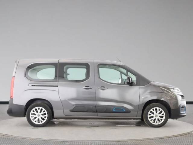 2023 Citroen Berlingo 0.0 100kW Feel XL 50kWh 5dr Auto [7 seat]
