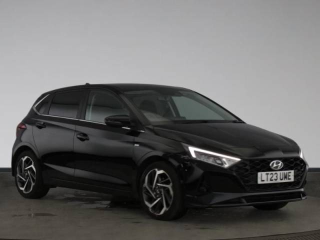 Hyundai i20 1.0T GDi 48V MHD Premium 5dr DCT Hatchback Petrol Metallic Black