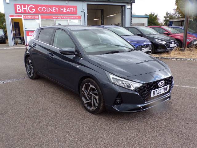 Hyundai i20 1.0T GDi 48V MHD Premium 5dr DCT Hatchback Petrol Metallic Grey
