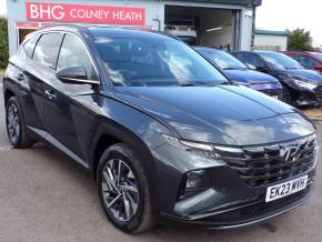 HYUNDAI TUCSON at Bushey Heath Garage Bushey