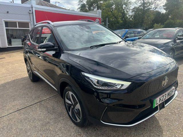 MG Motor UK ZS 0.0 130kW Trophy Connect EV 51kWh 5dr Auto Hatchback Electric Metallic Black